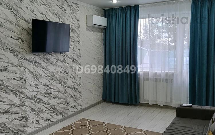 2-бөлмелі пәтер · 46 м² · 5/5 қабат, Металлургов — проспект Республика и улица Металлургов, бағасы: 13 000 〒 в Темиртау — фото 54