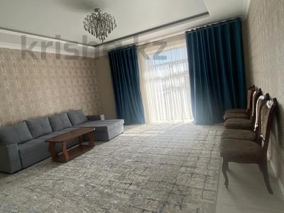 5-комнатная квартира · 400 м² · 2 этаж, Кашаганова 25 В за 450 000 〒 в Таразе