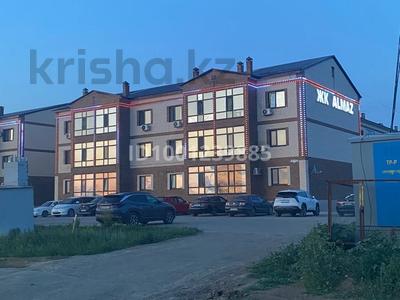 Пәтерлер в Западно-Казахстанской обл.: 3-бөлмелі пәтер · 105 м² · 3/3 қабат, Бисен Жумагалиева 17, бағасы: 44.7 млн 〒 3-бөлмелі пәтер · 105 м² · 3/3 қабат, Бисен Жумагалиева 17, бағасы: 44.7 млн 〒 в Уральске
