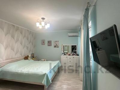 2-комнатная квартира · 66 м² · 3/10 этаж, мкр Хан Тенгри, Кенесары хана — парк им. Первого президента | Международная школа Мирас | Школа Бобек за 49 млн 〒 в Алматы, Бостандыкский р-н