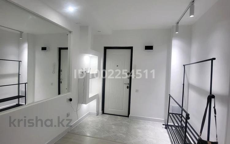 2-комнатная квартира · 55 м² · 1/5 этаж, мкр Центральный — Гостиница Ак Жайык за 13 000 ₸ в Атырау — фото 22