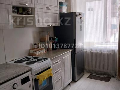 1-бөлмелі пәтер · 38.9 м² · 2/5 қабат, 2 Школьная 1Б, бағасы: 9.5 млн ₸ в Семее