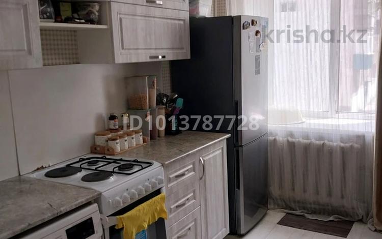 1-бөлмелі пәтер · 38.9 м² · 2/5 қабат, 2 Школьная 1Б, бағасы: 9.5 млн ₸ в Семее — фото 2