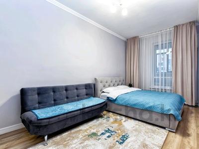 2-комнатная квартира · 65 м² · 3/8 этаж, Кабанбай батыра 60/11 за 25 000 〒 в Астане, Есильский р-н