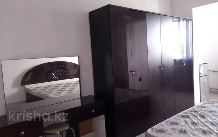 2-бөлмелі пәтер · 58 м², 16-Микрорайон 22 — Остановка 4, бағасы: 150 000 ₸ в Шымкенте, Енбекшинский р-н — фото 2