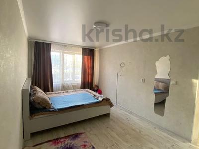1-комнатная квартира · 40 м² · 1/5 этаж, пр. Ауэзова за 12.5 млн 〒 в Семее