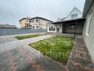 Отдельный дом · 6 комнат · 250 м² · 10 сот., мкр. Зачаганск пгт — Гринько за 65 млн ₸ в Уральске