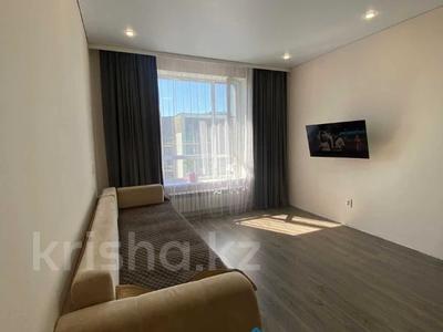 2-бөлмелі пәтер, 42 м², 9/10 қабат, Розы Баглановой, бағасы: 24.4 млн 〒 в Астане, Есильский р-н