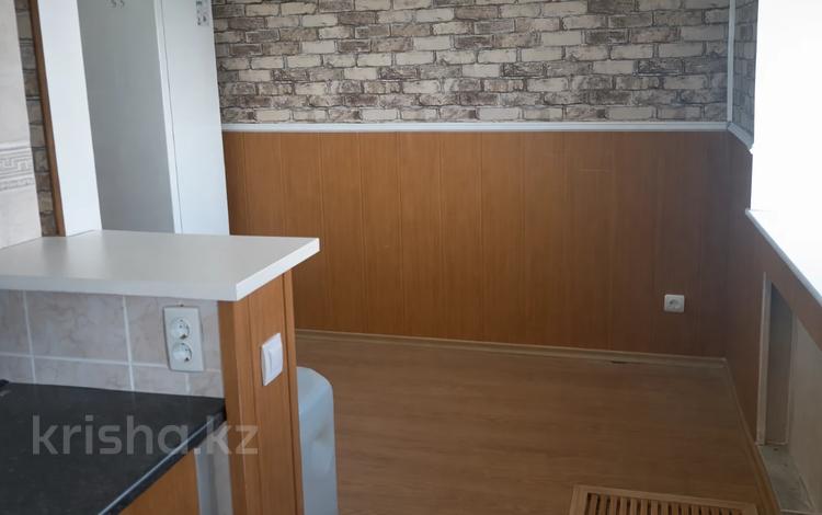 4-бөлмелі пәтер · 61 м² · 4/5 қабат, Керамическая, бағасы: 18.4 млн ₸ в Караганде, Казыбек би р-н — фото 8