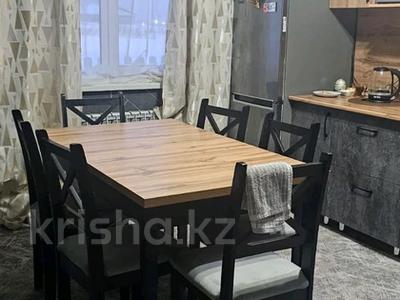 Отдельный дом · 3 комнаты · 105 м², 28 мкрн за 200 000 〒 в Усть-Каменогорске