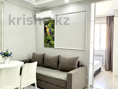 3-комнатная квартира · 56 м² · 8/10 этаж, Толе би 285/8 к1, 285/8 к2, 285/8 к3, 285/8 к4, 285/8 к5, 285/8 к6, 285/8 к7, 285/8 к8, 285/8 к9, 285/8 к10, 285/8 к11 — Утеген батыра за 25 000 ₸ в Алматы, Ауэзовский р-н