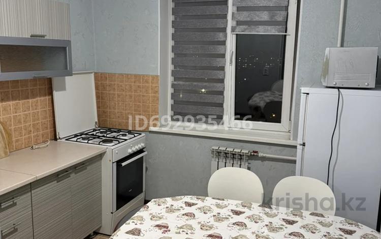 1-комнатная квартира · 42 м² · 9/9 этаж, Розыбакиева 72 — Розыбакиева 72 — Кабанбай батыра за 250 000 ₸ в Алматы, Алмалинский р-н — фото 23