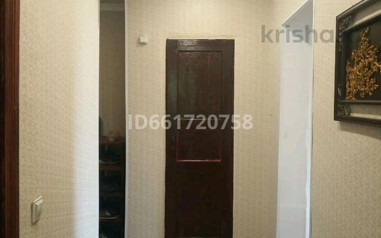 3-бөлмелі пәтер · 56.7 м² · 2/3 қабат, улица Гумара Караша 12 — ул Ескалиева, бағасы: 14.5 млн ₸ в Уральске — фото 2
