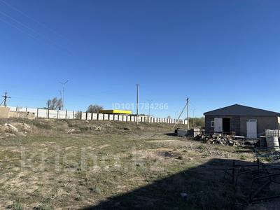 Участок · 10 соток, Кабанбай батыр — Напротив военкомата, Дана заправка за 12 млн ₸ в 