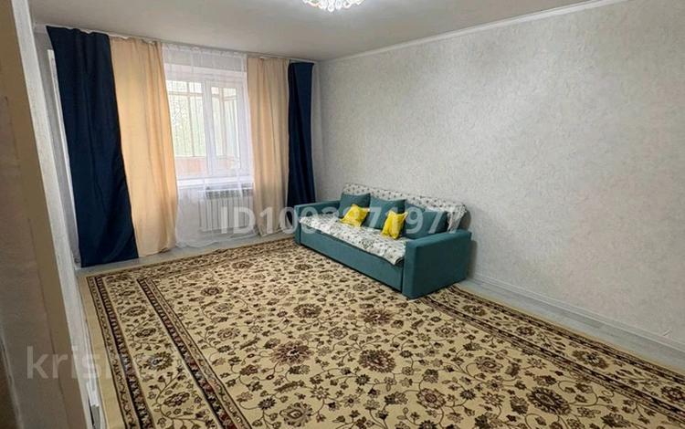 1-комнатная квартира · 33.9 м² · 2/5 этаж, Старый город, Алтынсарин 31 за 130 000 ₸ в Актобе — фото 17