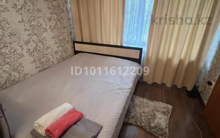 1-бөлмелі пәтер · 36 м² · 2/9 қабат, Жаңа қала ш/а., Мкр Новый Город Абдирова 20, бағасы: 10 000 ₸ в Караганде, Казыбек би р-н — фото 2