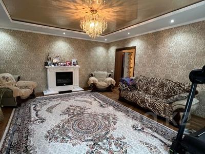 Отдельный дом · 4 комнаты · 200 м² · 11 сот., Западная за 62.5 млн ₸ в Семее