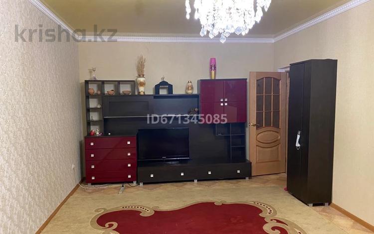 3-комнатная квартира · 100 м² · 10/16 этаж, мкр. Алмагуль 20 за 25 млн 〒 в Атырау — фото 2
