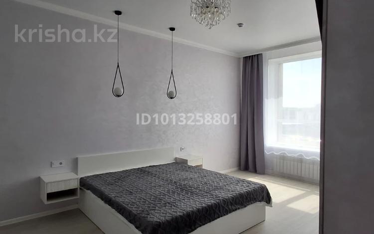 1-комнатная квартира · 44 м² · 9/9 этаж, Максут Нарикбаев 14 за 250 000 ₸ в Астане, Нура р-н — фото 2