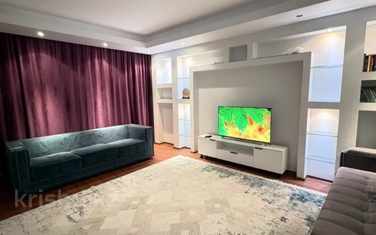 4-комнатная квартира · 350 м² · 12/13 этаж, Альфараби 97 за 75 000 ₸ в Алматы, Бостандыкский р-н — фото 21