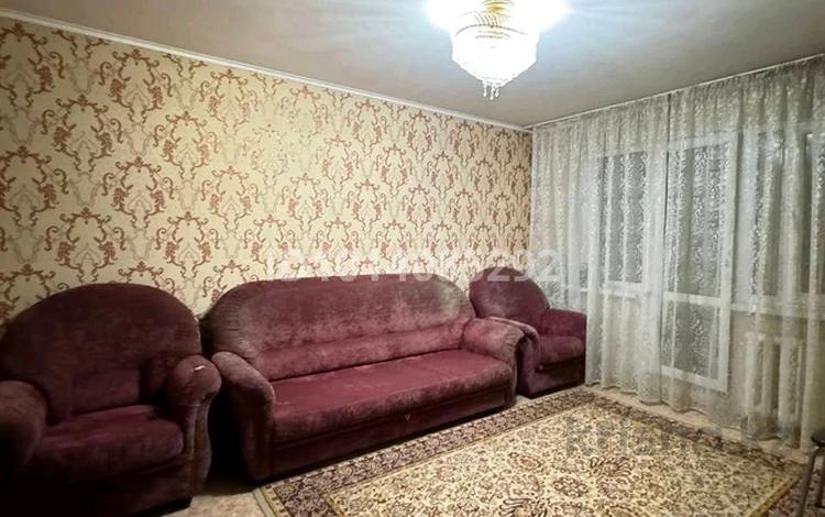 3-комнатная квартира · 56.8 м² · 4/5 этаж, мкр Новый Город за 250 000 ₸ в Караганде, Казыбек би р-н — фото 2