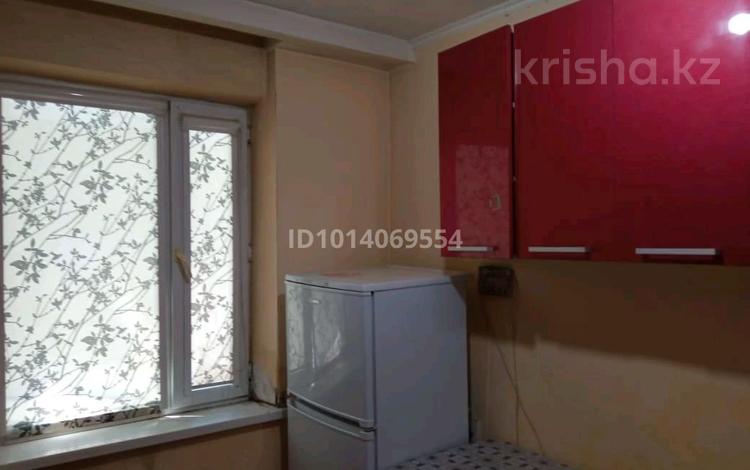 1-комнатная квартира · 30 м² · 2/5 этаж, Жумалиева — Айтекеби за 300 000 ₸ в Алматы, Алмалинский р-н — фото 2