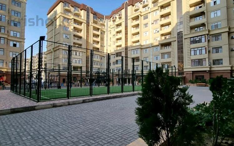 3-комнатная квартира · 131 м² · 3/10 этаж, 17-й мкр 104 за 58 млн ₸ в Актау — фото 26
