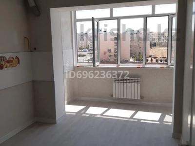 2-бөлмелі пәтер, 80 м², 4/6 қабат, 35-мкр, 35 микрорайон 22, бағасы: 18 млн 〒 в Актау, 35-мкр