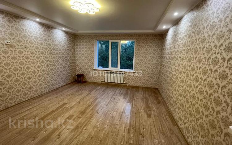 1-комнатная квартира · 51.2 м², Айталиева 11/2 за 110 000 ₸ в Уральске — фото 12