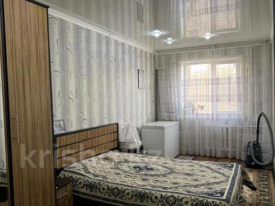 3-комнатная квартира, 58 м², 2/5 этаж, гашека за 18.4 млн 〒 в Петропавловске