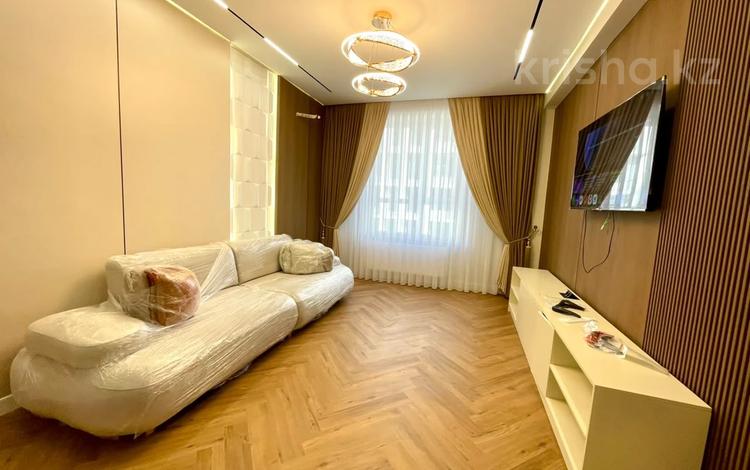 2-комнатная квартира · 77 м² · 3/9 этаж, Байтерекова 2б за 400 000 ₸ в Шымкенте, Аль-Фарабийский р-н — фото 2