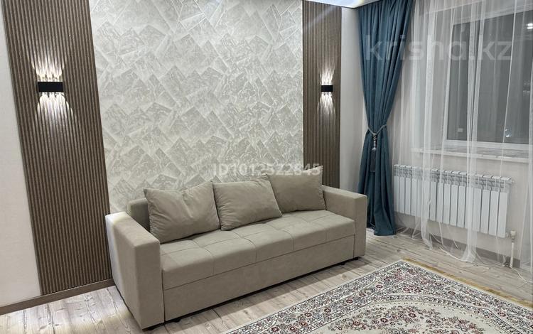 1-бөлмелі пәтер · 38 м² · 5/10 қабат, Кенен Азербаев 42/1 — Ракымжан Кошкарбаев, бағасы: 12 000 ₸ в Астане, Сарайшык р-н — фото 2