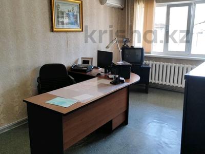 Офисы, магазины и бутики, салоны красоты · 62 м² за 24.5 млн 〒 в Петропавловске