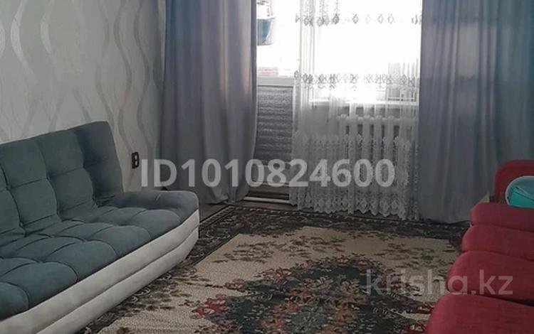 2-бөлмелі пәтер · 45 м² · 5/5 қабат, Мкр. Талас (6мкр.) 18 — Магазин Рахат, Руслан - Людмила., бағасы: 110 000 〒 в Таразе — фото 2