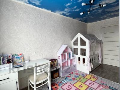 3-бөлмелі пәтер · 57 м² · 5/5 қабат, Мызы 25, бағасы: 20.5 млн ₸ в Усть-Каменогорске