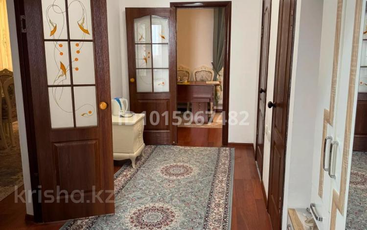 3-бөлмелі пәтер · 73 м² · 5/5 қабат, Ул.Есимхан (Ипподром) 17А, бағасы: 22 млн ₸ в  — фото 8