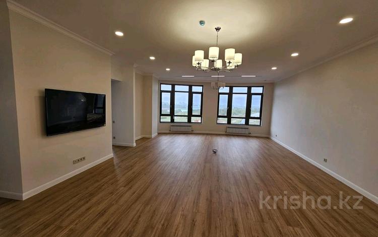 4-комнатная квартира · 265 м² · 3/20 этаж, ул. Жүмекен Нәжімеденов 2 за 2 млн ₸ в Астане, Сарайшык р-н — фото 2