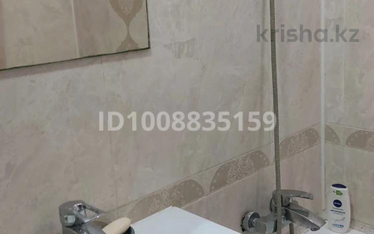 3-комнатная квартира · 65.5 м² · 2/5 этаж, мкр Кунаева 6 за 200 000 ₸ в Уральске — фото 2