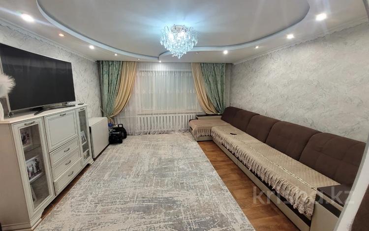 5-комнатная квартира, 90.3 м², 1/9 этаж, Утепбаева 50 за 32 млн 〒 в Семее — фото 11