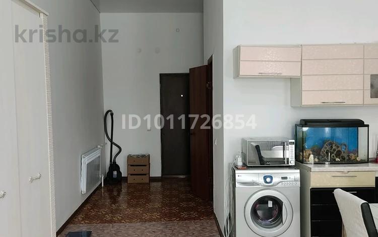 1-комнатная квартира · 44 м² · 2/4 этаж, мкр Мясокомбинат, Гагарина 70/7 — 13 школы за 10.5 млн ₸ в Уральске — фото 2