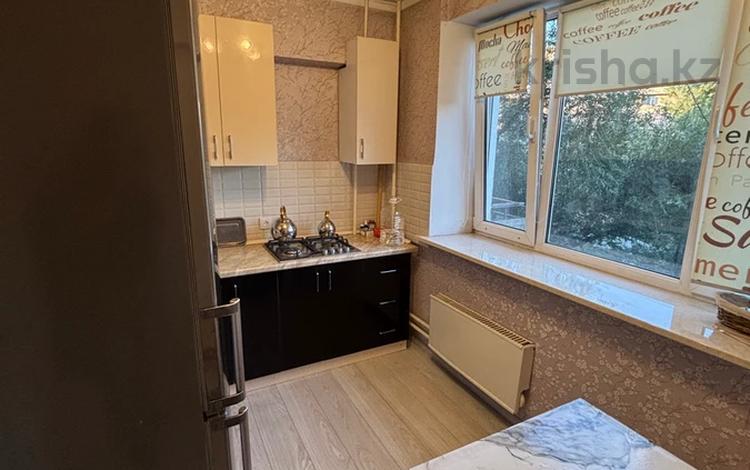 1-комнатная квартира · 36 м² · 4/5 этаж, мкр Жетысу-1 54 — Абая за 30 млн ₸ в Алматы, Ауэзовский р-н — фото 2