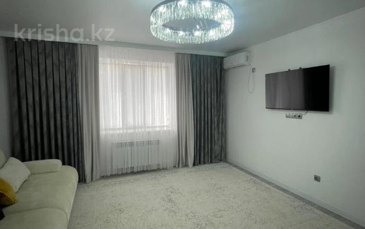 2-бөлмелі пәтер · 77.4 м² · 4/6 қабат, Алтын орда ш/а., бағасы: 24 млн ₸ в Актобе, мкр. Алтын орда — фото 2