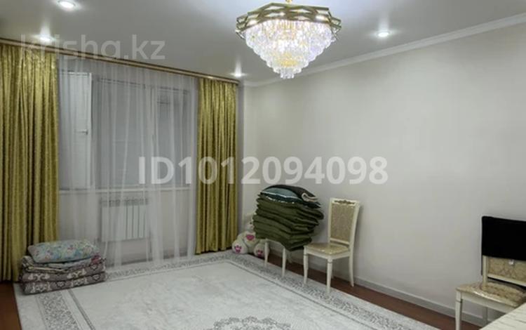2-бөлмелі пәтер · 65 м² · 2/5 қабат, мкр. Нурсая 105, бағасы: 25 млн ₸ в Атырау, мкр Авангард-2 — фото 2