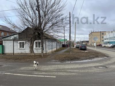 Отдельный дом · 4 комнаты · 100 м² · 4 сот., Карева 141 — Елизарова и карева за 35 млн ₸ в Уральске