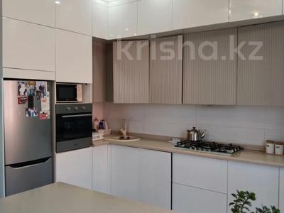 Отдельный дом · 8 комнат · 328 м² · 10 сот., жилой массив Кызылжар, Жилой массив Кызылжар 3 за 57 млн ₸ в Актобе