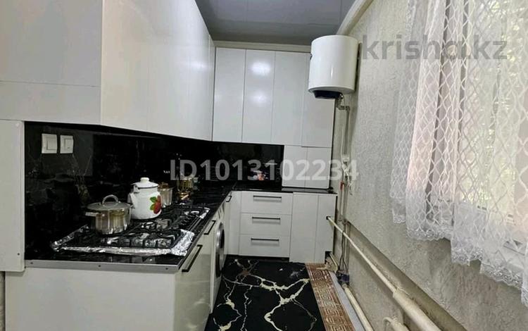 3-комнатная квартира · 62 м² · 2/2 этаж, Толе би 291 — Азад аптека за 15 млн ₸ в Ленгере — фото 2