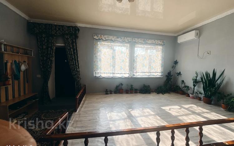 Үйдің бір бөлігі · 9 бөлме · 206.2 м² · , Самал-3 ш/а. 41 — Сзади Самал базар, бағасы: 35 млн ₸ в Шымкенте, Абайский р-н — фото 2