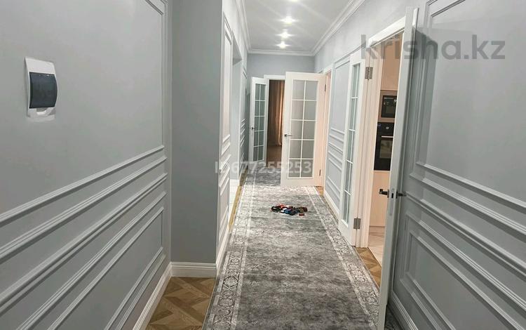 4-комнатная квартира · 185 м² · 7/8 этаж, Достоевского 174б за 99 млн ₸ в Семее — фото 18