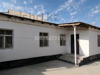 Жеке үй · 3 бөлме · 69.7 м², Төлегенов 44 — Шаульдерская трасса на против, бағасы: 65 000 〒 в Туркестане