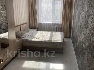 3-комнатная квартира · 58 м² · 3/5 этаж, Жамбыла Жабаева за 18.5 млн 〒 в Петропавловске